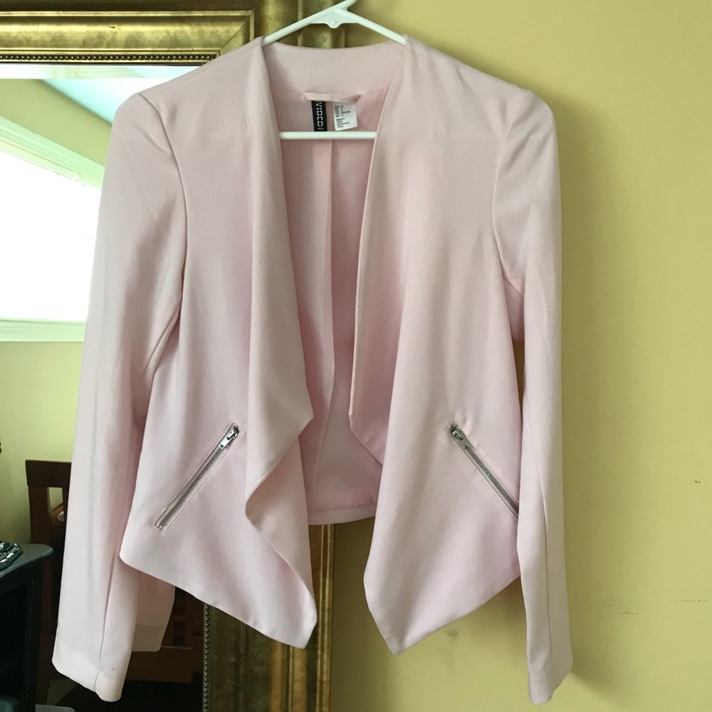 Light pink H&M blazer 🌸🌸